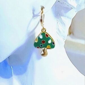 ENAMEL SPECKLED GREEN MUSHROOM EARRINGS